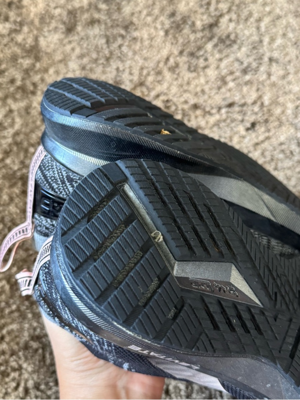 Women's Brooks Levitate 4 running shoes - Picture 4 of 10